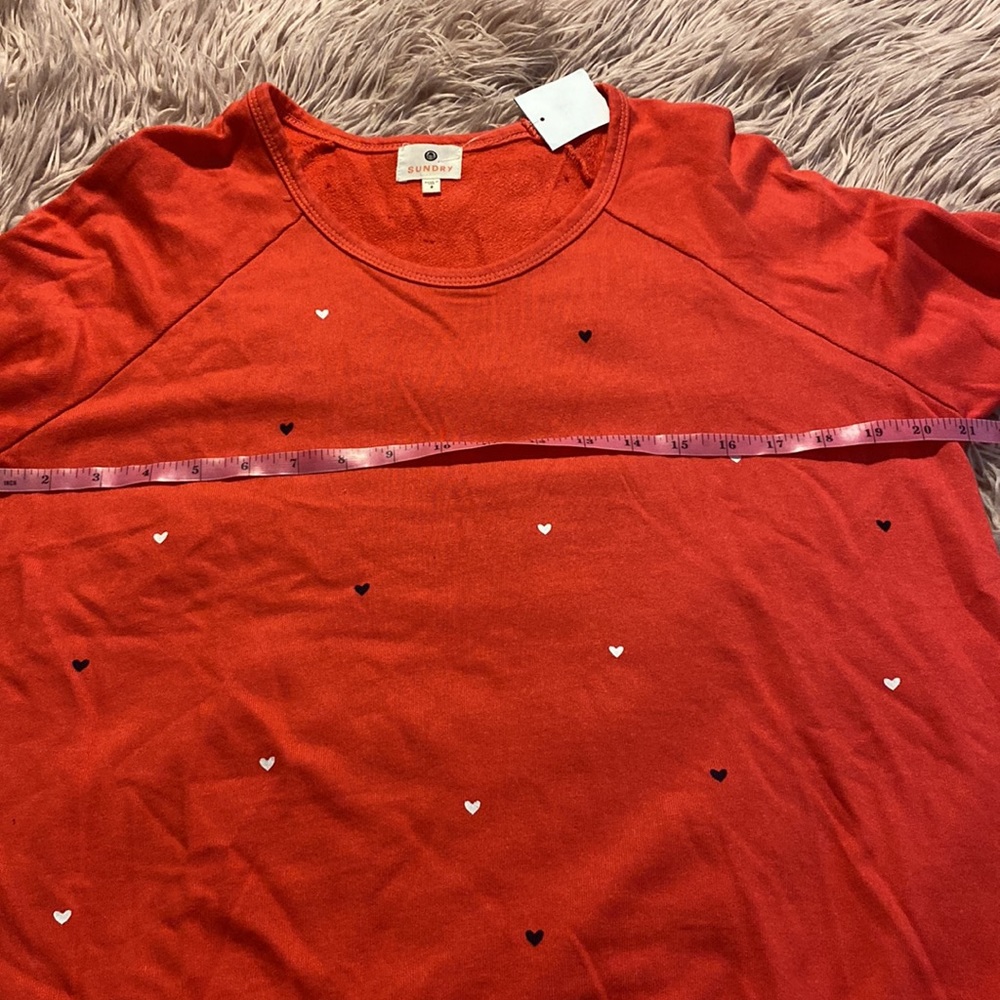 NWT Sundry Hearts Crewneck - Picture 9 of 10